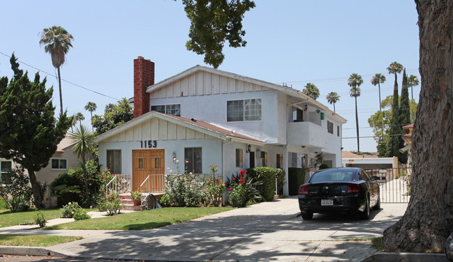 1153 Winchester Ave in Glendale, CA - Foto de edificio - Building Photo