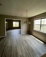 251 Blue Pool Dr in Valdosta, GA - Building Photo - Building Photo