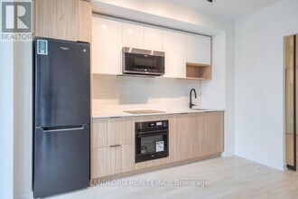 5 Defries St in Toronto, ON - Building Photo - Building Photo