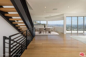 8650 Hollywood Blvd in Los Angeles, CA - Building Photo - Building Photo