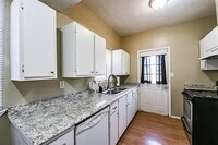 2505 Isabella St photo'