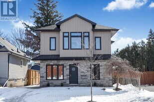 89 Orchard View Blvd in Oshawa, ON - Building Photo