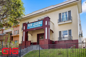 Pico Apartments in Los Angeles, CA - Building Photo - Building Photo