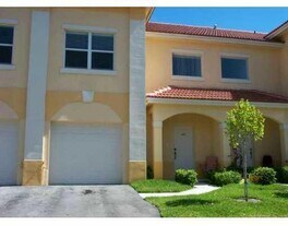 209 Talia Cir in Lake Worth Beach, FL - Building Photo