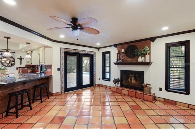 property at 2077 Racimo Dr