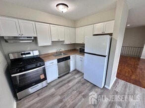 12 S Atlantic Ave in Matawan, NJ - Building Photo - Building Photo