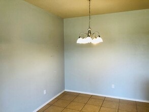 1407 Forrest Ridge Way in Yukon, OK - Building Photo - Building Photo