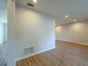 3235 Springdale Dr in Tallahassee, FL - Building Photo - Building Photo