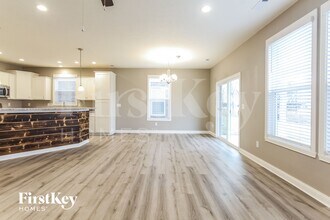 13360 N White Cloud Ct in Camby, IN - Foto de edificio - Building Photo