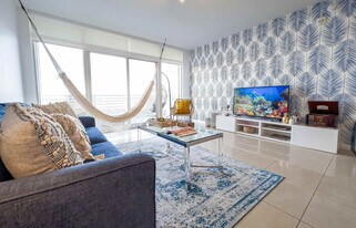 3256 NE 1st Ave in Miami, FL - Building Photo