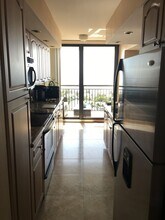 3031 N Ocean Blvd in Fort Lauderdale, FL - Building Photo - Building Photo