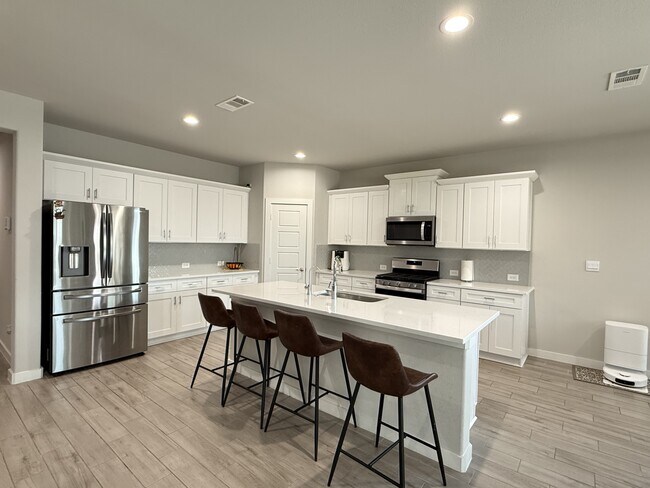 6705 Hooper Wy in Midland, TX - Building Photo - Building Photo