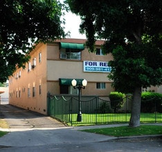 Vesta Villas in Ontario, CA - Foto de edificio - Building Photo