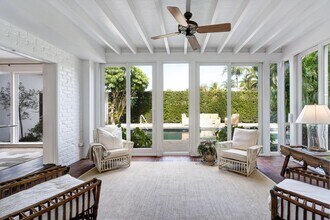 259 Queens Ln in Palm Beach, FL - Building Photo - Building Photo