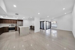 13401 SW 113th Terrace in Miami, FL - Building Photo