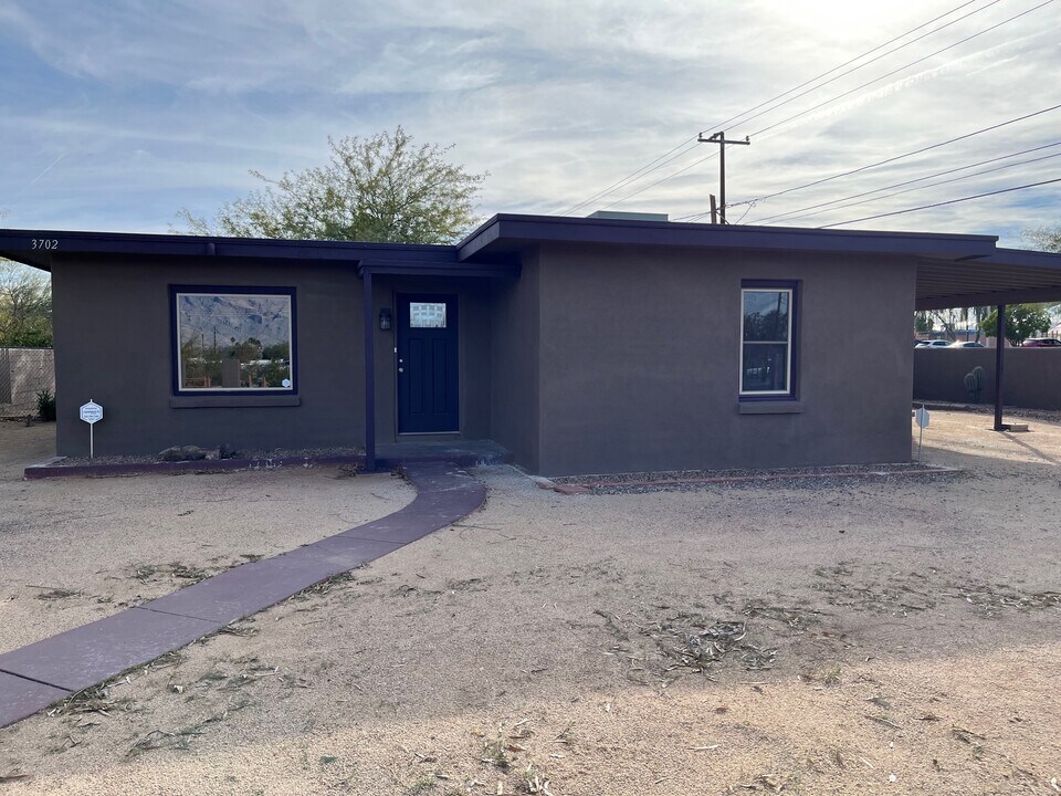 3702 E Seneca St in Tucson, AZ - Building Photo