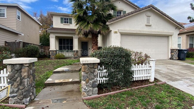 1367 Gwerder St in Tracy, CA - Building Photo - Building Photo