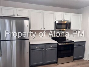 1069 W Pine Ave in Meridian, ID - Building Photo - Building Photo