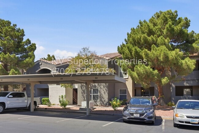 5055 W Hacienda Ave in Las Vegas, NV - Foto de edificio - Building Photo