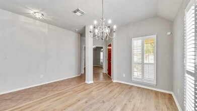7311 April Creek Ln in Houston, TX - Building Photo - Building Photo
