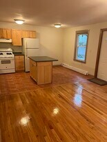 16 Lopez St in Cambridge, MA - Building Photo