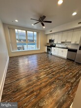 2206 N Front St, Unit 2F in Philadelphia, PA - Building Photo - Building Photo