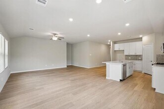 2204 Dunbar Dr in Sherman, TX - Building Photo - Building Photo