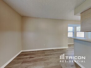 2258 Felucca Dr in Middleburg, FL - Building Photo - Building Photo