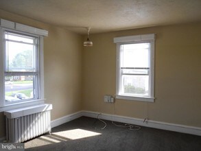 1005 Weller Ave-Unit -2ND FL in Havertown, PA - Building Photo - Building Photo