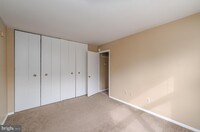 4411 Falls Bridge Dr photo'