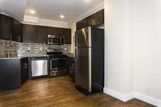 2965 Washington St, Unit 4 in Boston, MA - Foto de edificio - Building Photo