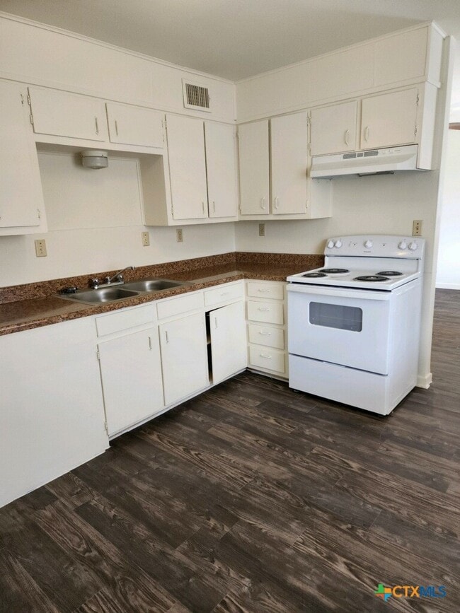 property at 309 Sunset Ln