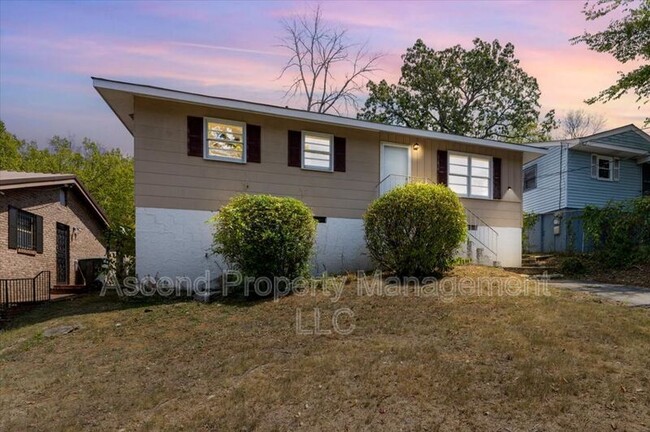 property at 906 Wheeler Ave