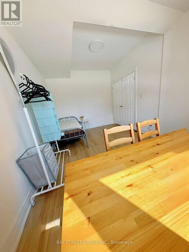 82 Robert Eaton Ave. in Markham, ON - Building Photo - Building Photo