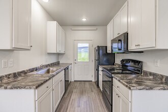 Jayhawks Patio Home Apartments in Rapid City, SD - Building Photo - Building Photo