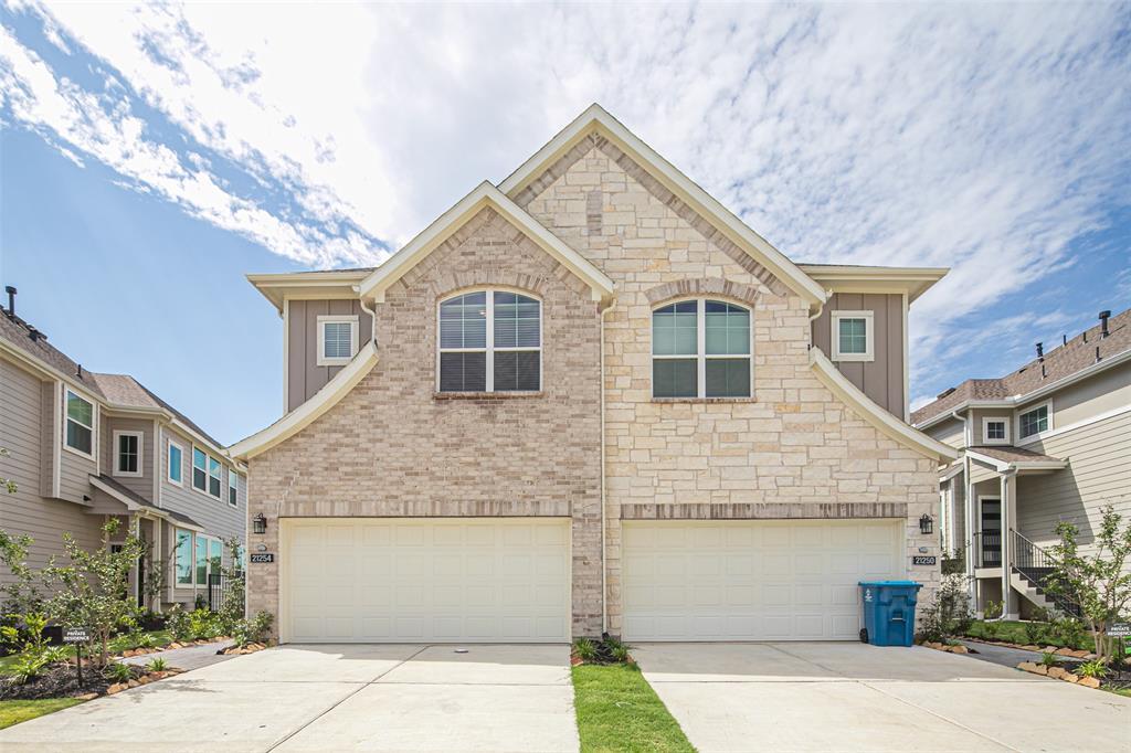 21254 Black Gap Wildlife Dr in Cypress, TX - Building Photo
