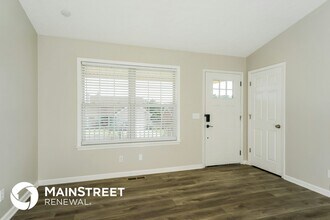 8705 Vision Pl in Louisville, KY - Building Photo - Building Photo