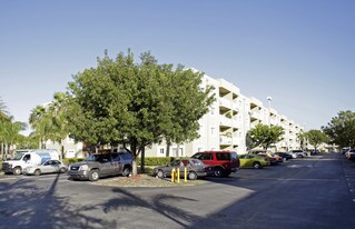 Vizcaya Villas Apartments in Miami, FL - Building Photo