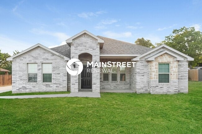 property at 1910 Uhl Rd
