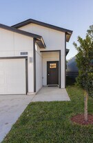 2710 Kerria Ave in McAllen, TX - Building Photo