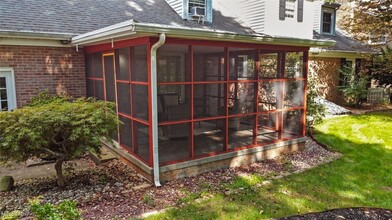 1800 Amarillo St NW in North Canton, OH - Building Photo - Building Photo