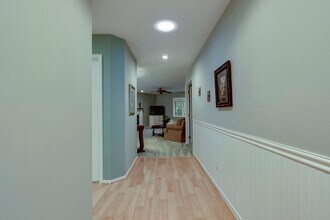 260 Chuniloti Way in Loudon, TN - Building Photo - Building Photo