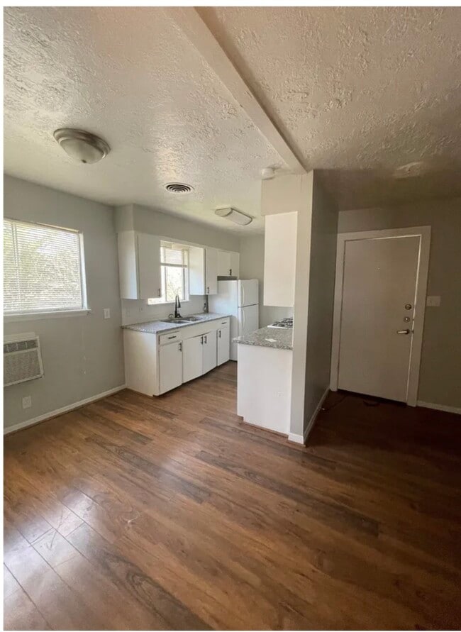property at 1014 E 23rd St