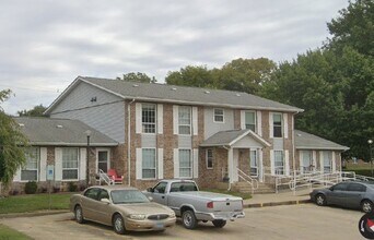 203 N Division St in Mount Carmel, IL - Building Photo - Building Photo