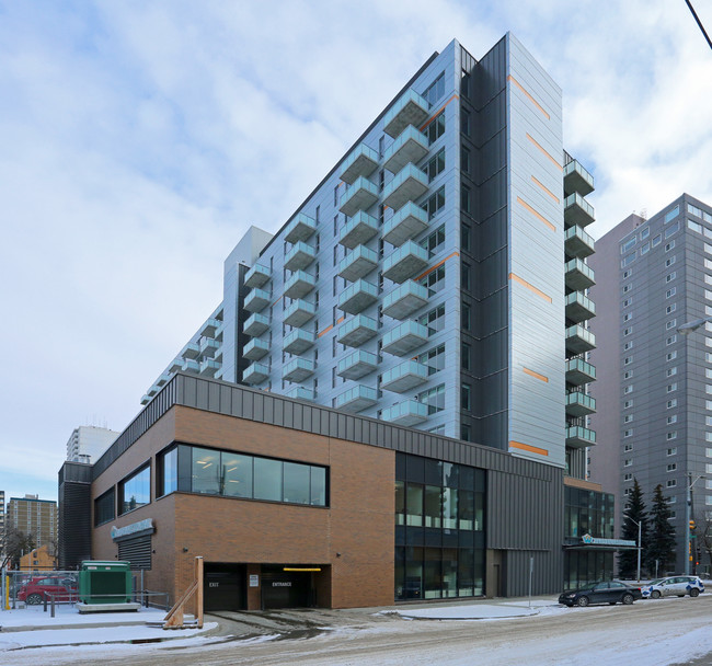 The Oliver in Edmonton, AB - Building Photo - Primary Photo