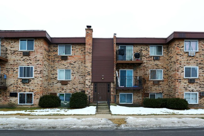 502 Love Dr in Prospect Heights, IL - Building Photo - Building Photo