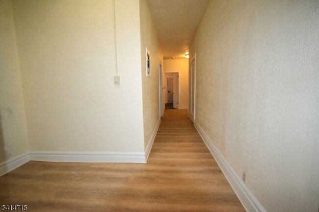 148 Chancellor Ave in Newark, NJ - Building Photo - Building Photo