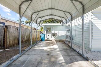 6818 59th St N in Pinellas Park, FL - Building Photo - Building Photo