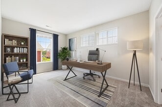 District at Linworth in Columbus, OH - Foto de edificio - Building Photo