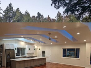 19621 NE Redmond Rd in Redmond, WA - Building Photo - Building Photo